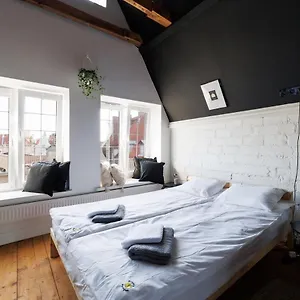 Attic Prostywynajem Stare Apartament